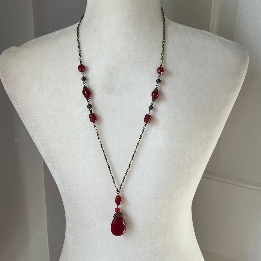 Lia Sophia Red Crystal Teardrop Pendant Brass Tone 18” adjustable Necklace